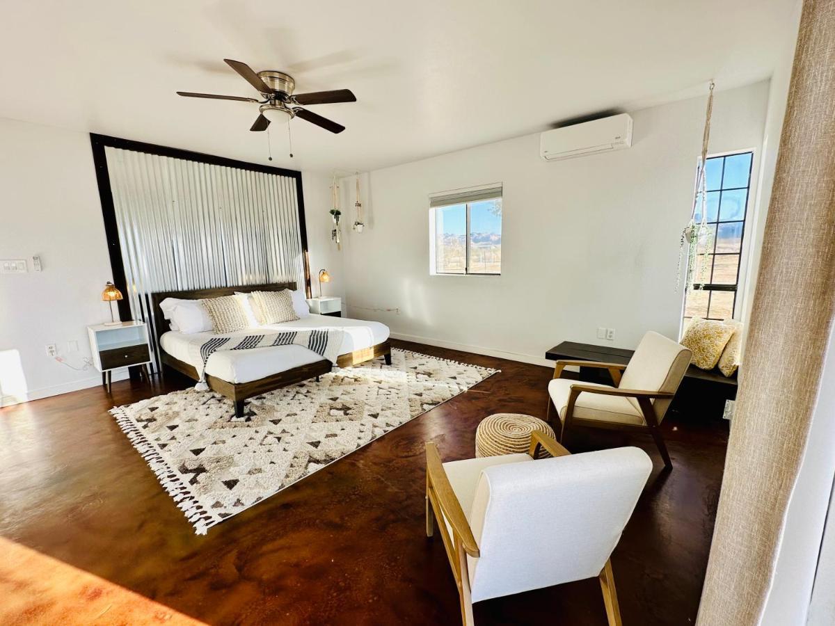 Ravens Nest Ranch, Fire Pit , Views, Near Jt Park! Vila Joshua Tree Exterior foto