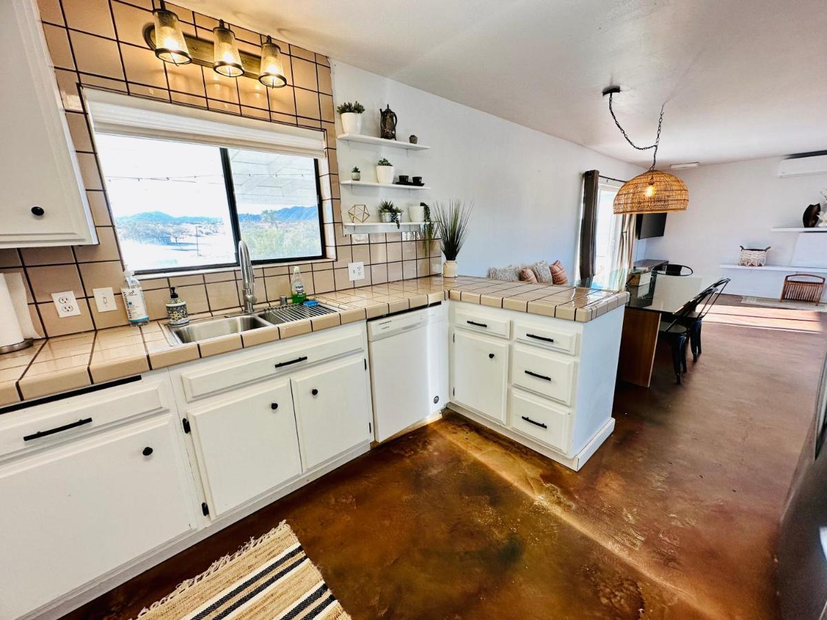 Ravens Nest Ranch, Fire Pit , Views, Near Jt Park! Vila Joshua Tree Exterior foto